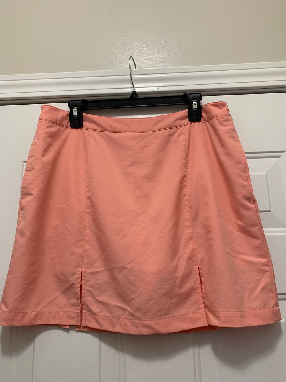 3/$15 Ashworth Coral Peach Skort Size 14